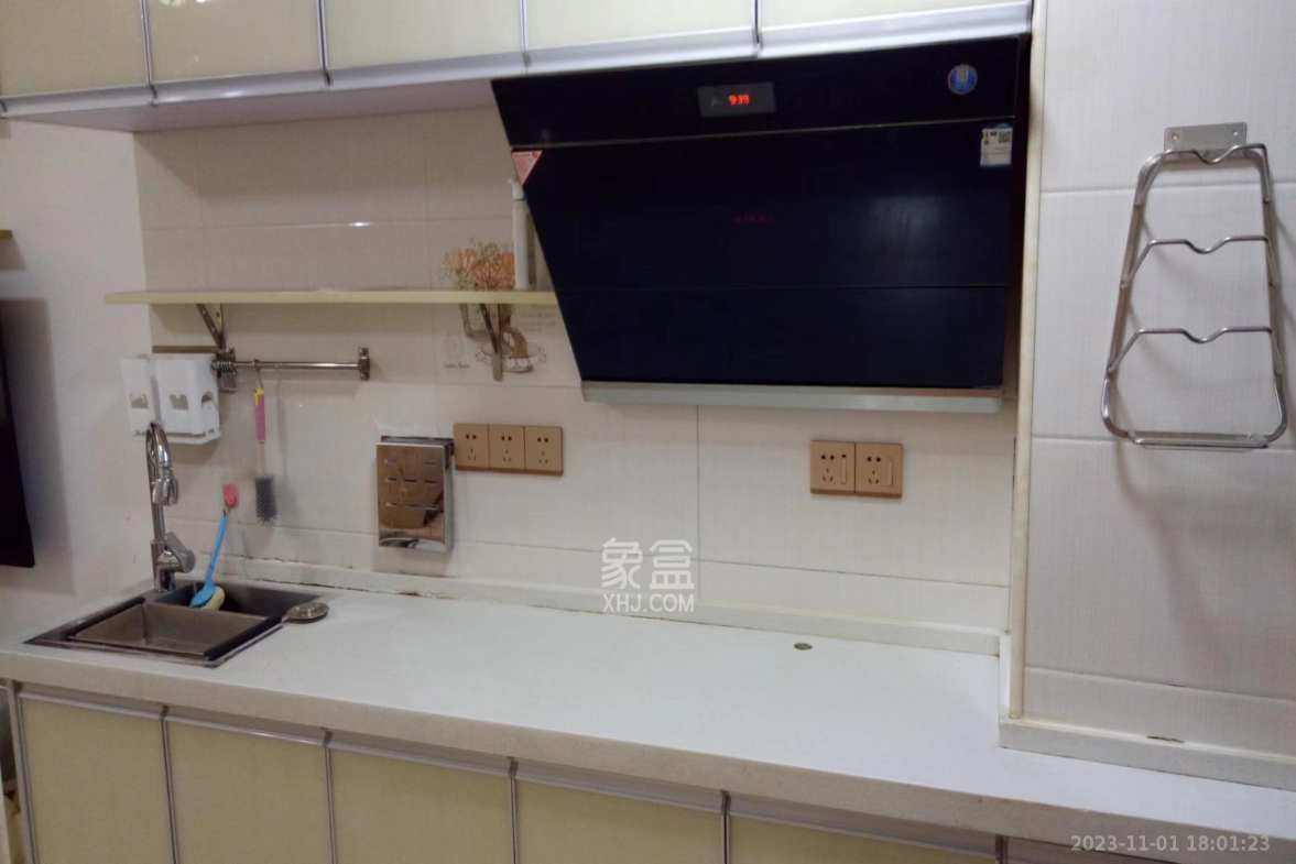 Cross尚公馆  1室0厅1卫    1400.0元/月室内图1