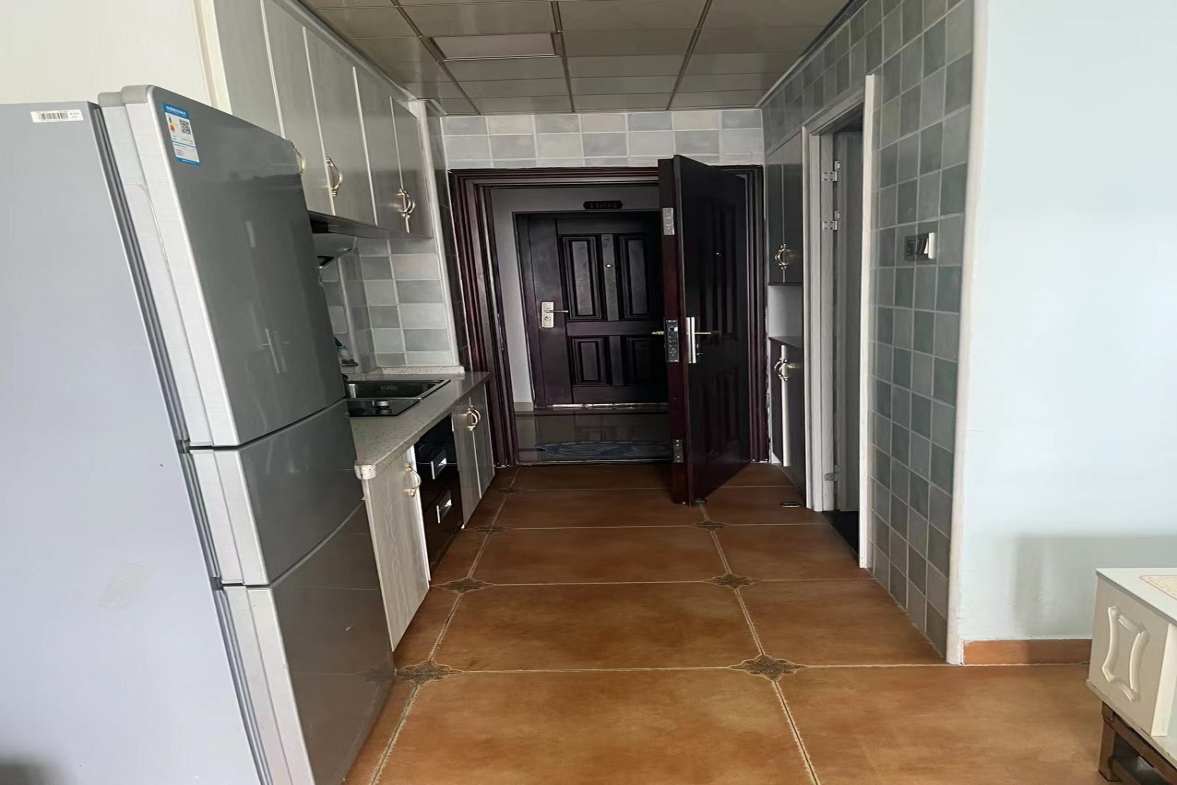 鸿浩达吉星广场(秀石街)  1室1厅1卫    18.0万室内图