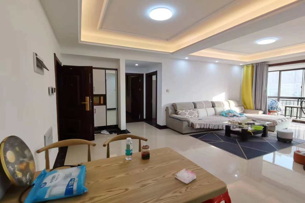 天邦.新龙苑  3室2厅1卫    1800.0元/月室内图