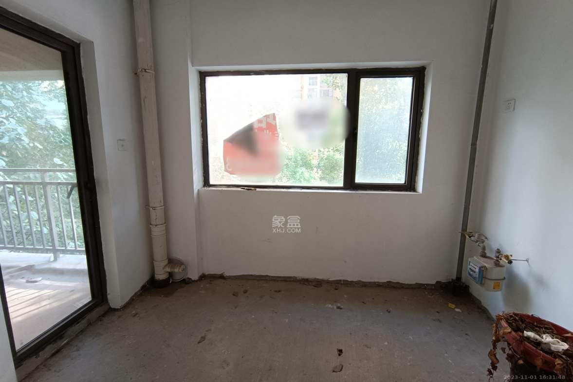 旭辉华庭  3室2厅1卫    1100.0元/月 旭辉华庭  3室2厅1卫    1100.0元/月室内图