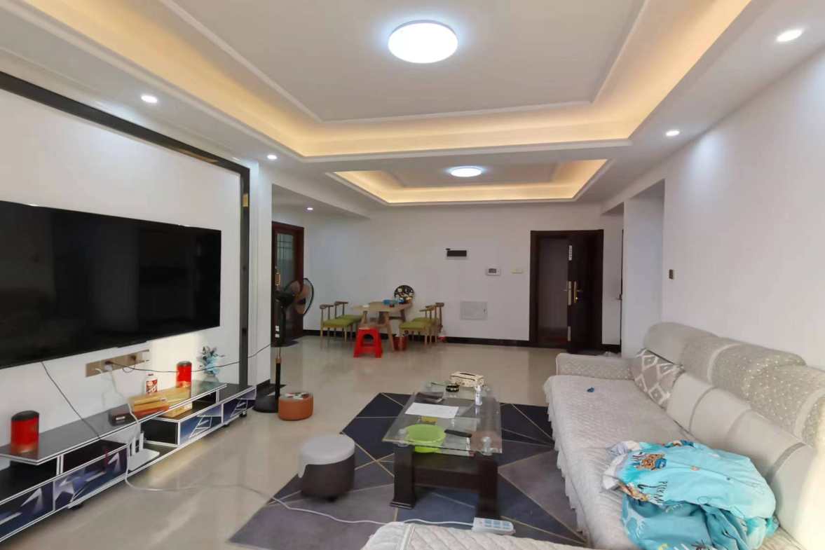 天邦.新龙苑  3室2厅1卫    1800.0元/月室内图1