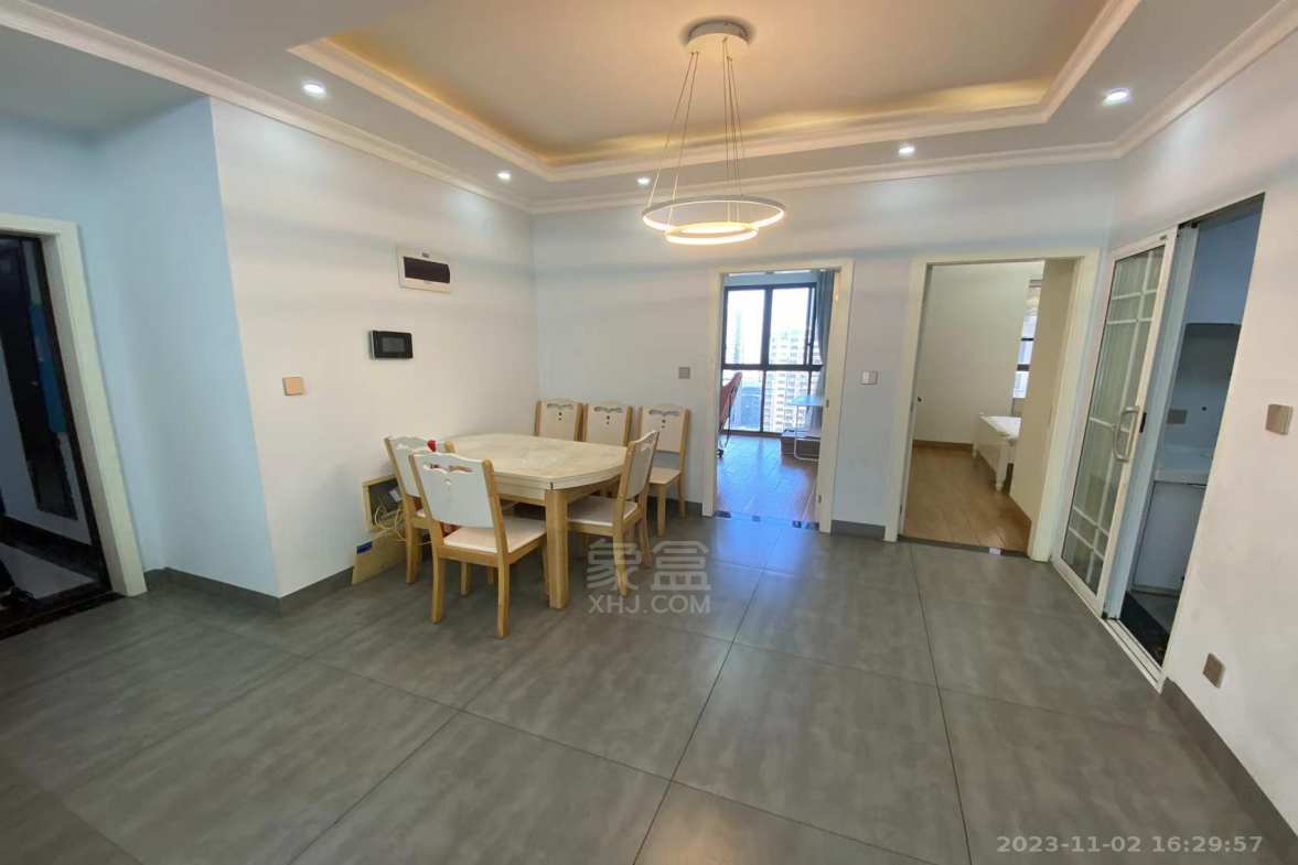 栗雨香堤  3室2厅1卫    2000.0元/月 栗雨香堤  3室2厅1卫    2000.0元/月室内图