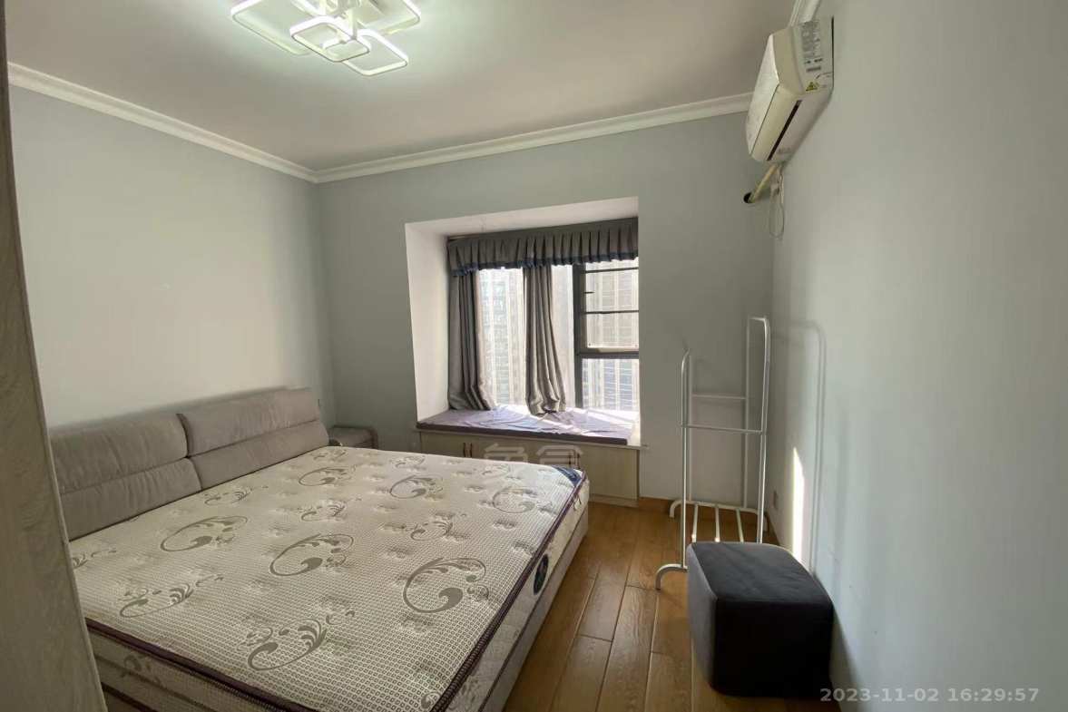 栗雨香堤  3室2厅1卫    2000.0元/月 栗雨香堤  3室2厅1卫    2000.0元/月室内图