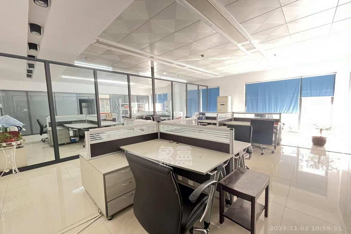 沁园春御院 9室0厅4卫 21000.0元/月 沁园春御院 9室0厅4卫 21000.0元/月室内图