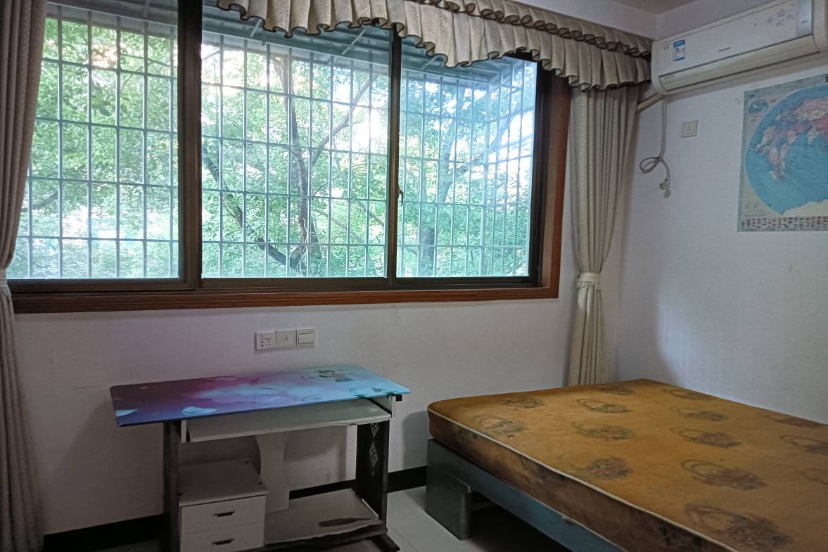 大同山庄 3室1厅1卫 800.0元/月 大同山庄 3室1厅1卫 800.0元/月室内图