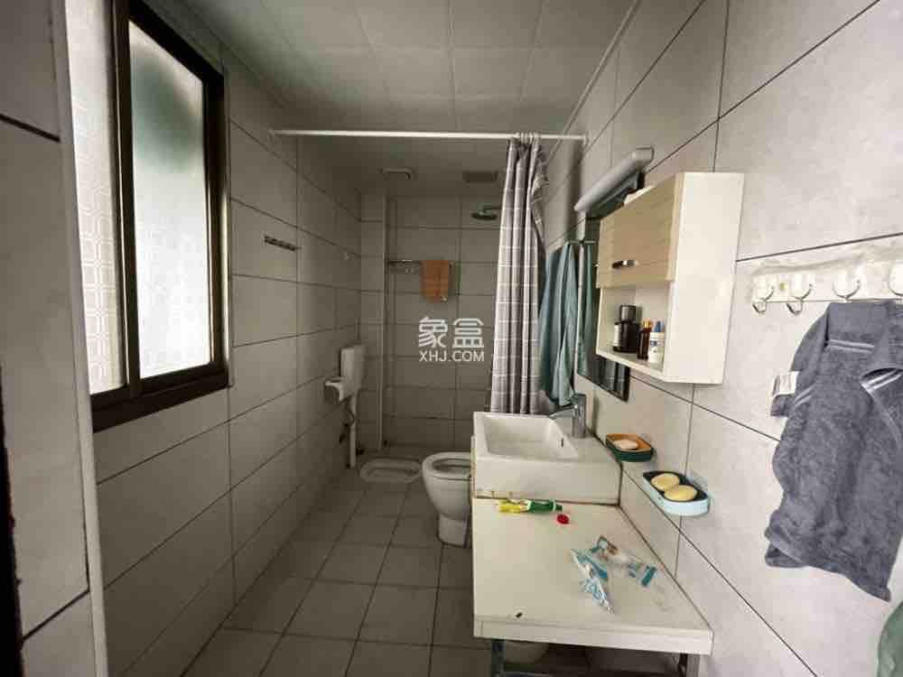 东方豪苑  2室1厅1卫    1000.0元/月室内图