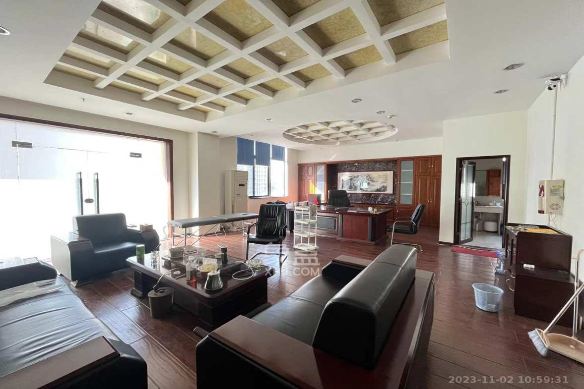 沁园春御院 9室0厅4卫 21000.0元/月 沁园春御院 9室0厅4卫 21000.0元/月室内图