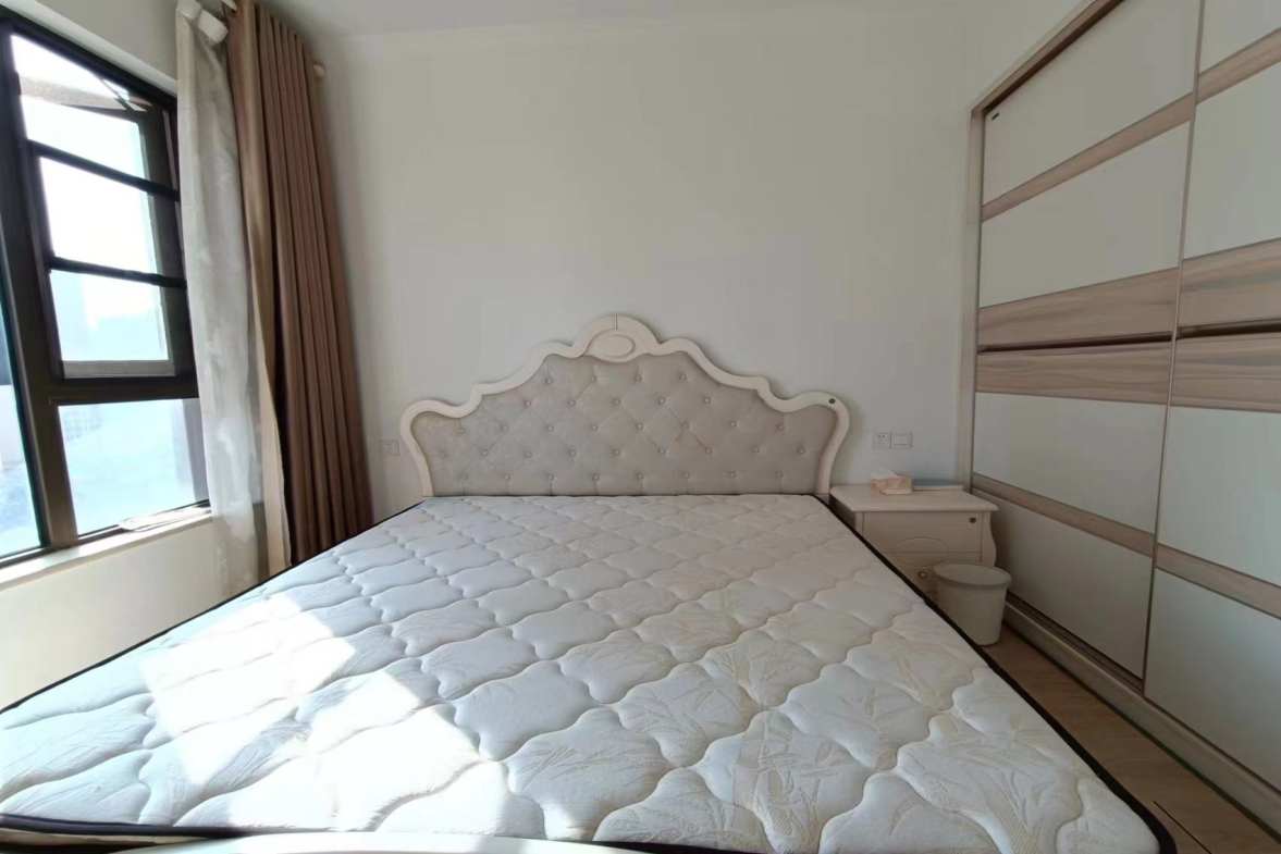 东成樽品首尔  2室2厅1卫    2200.0元/月室内图