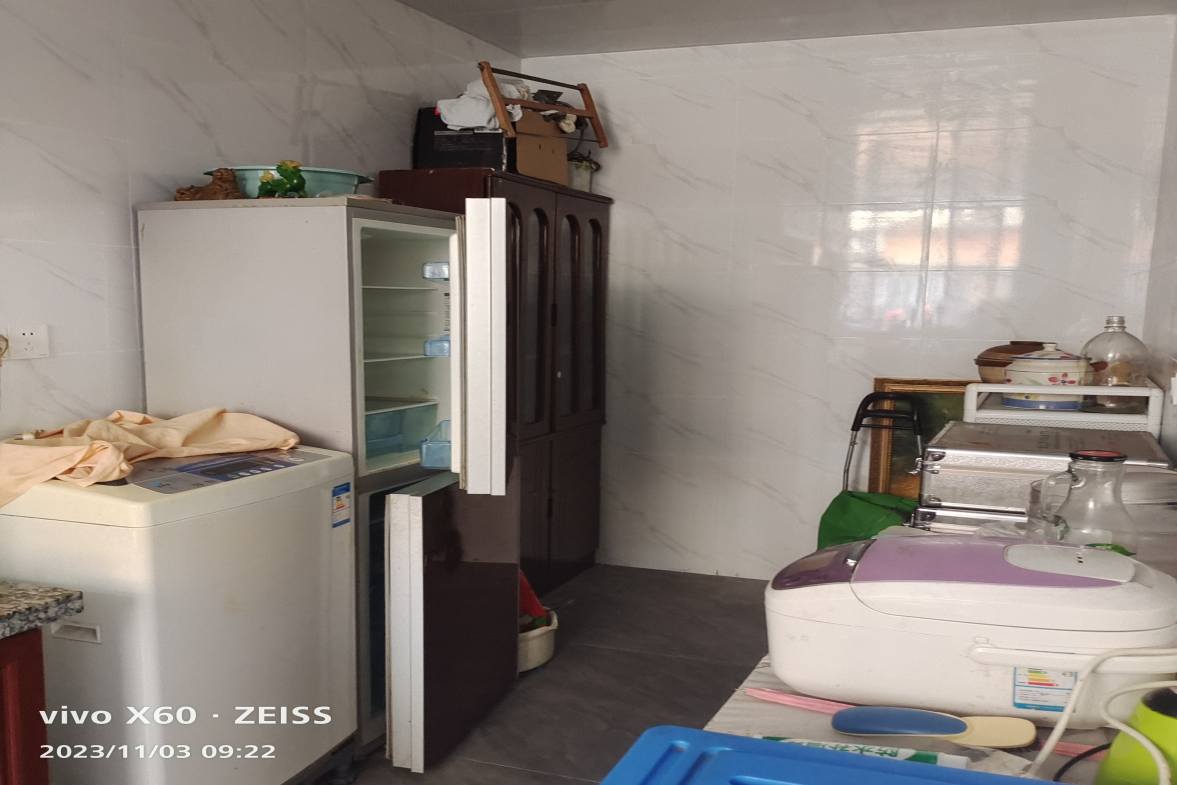 娄底宾馆家属楼 2室1厅0卫 1200.0元/月 娄底宾馆家属楼 2室1厅0卫 1200.0元/月室内图