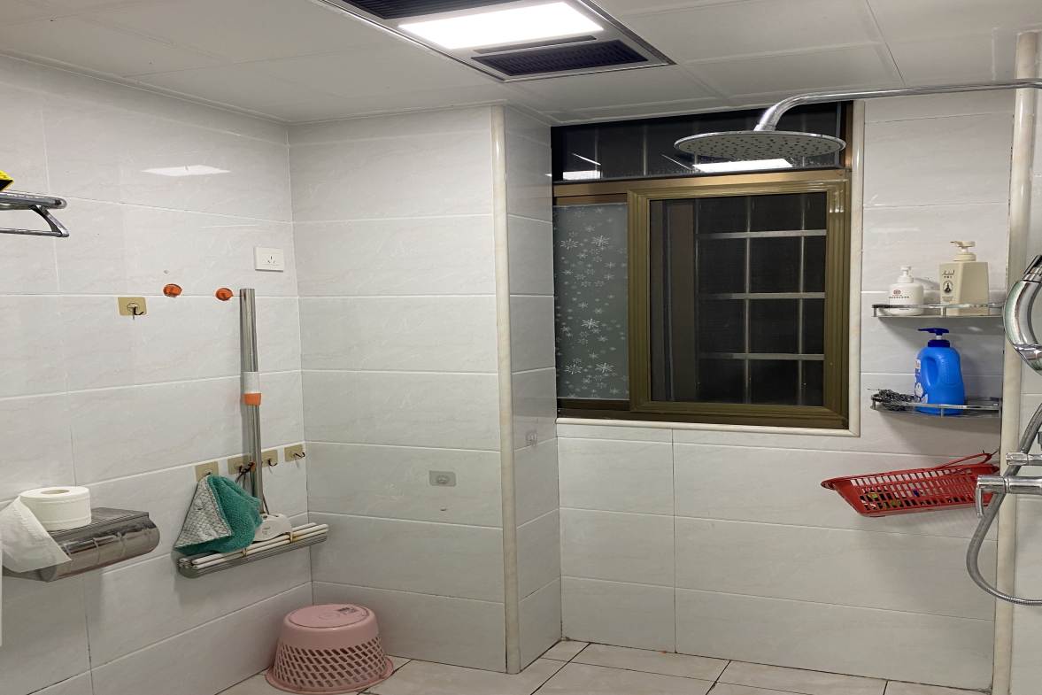 吉星花园  1室1厅1卫    1500.0元/月室内图