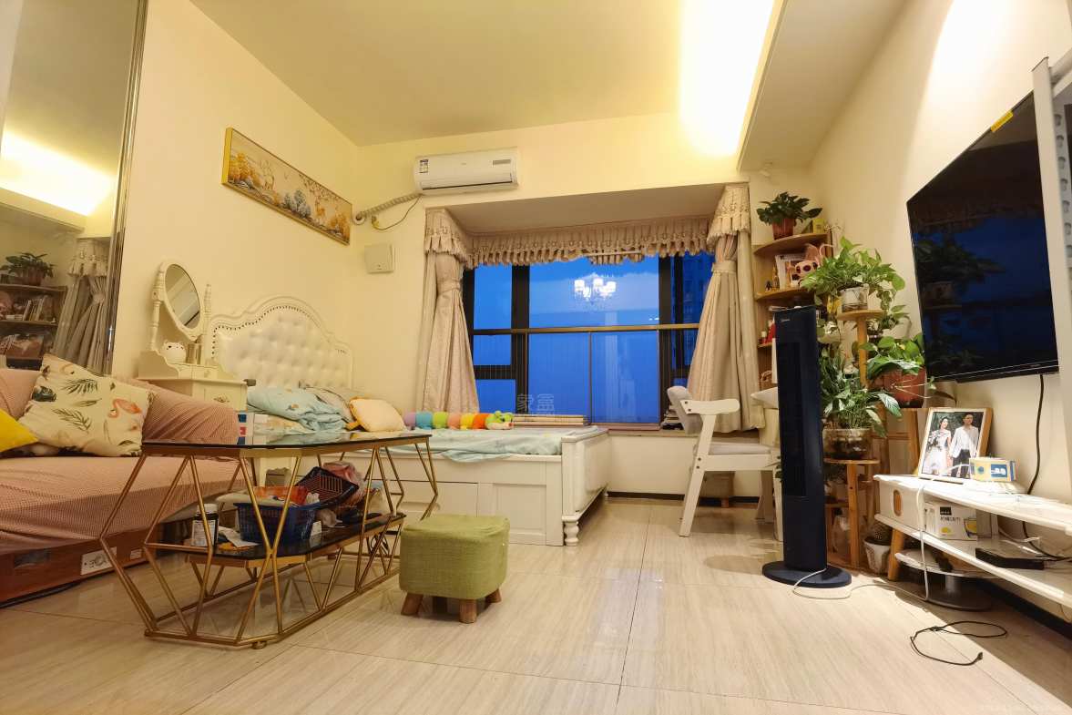 恒大御景湾  1室1厅1卫    1200.0元/月室内图