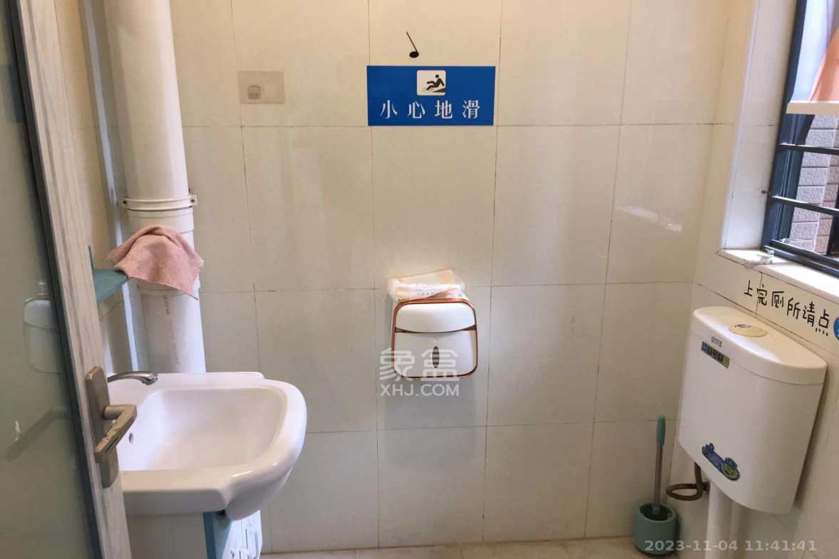 万博汇 1室1厅1卫 1700.0元/月 万博汇 1室1厅1卫 1700.0元/月室内图