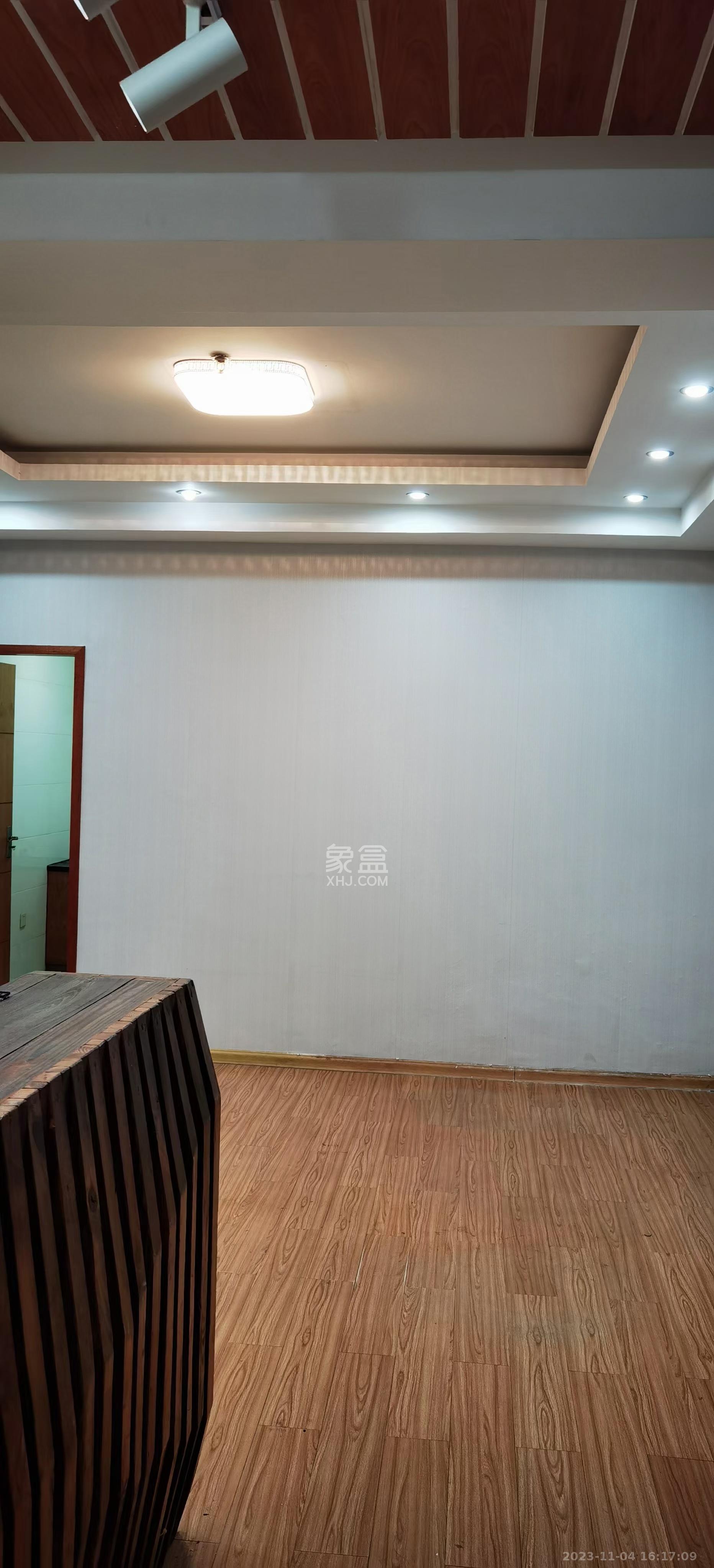 弘林国际   110.0㎡      5400.0元/月室内图