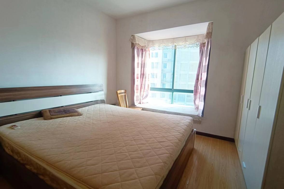 桃花里  2室2厅1卫   1400.00元/月室内图