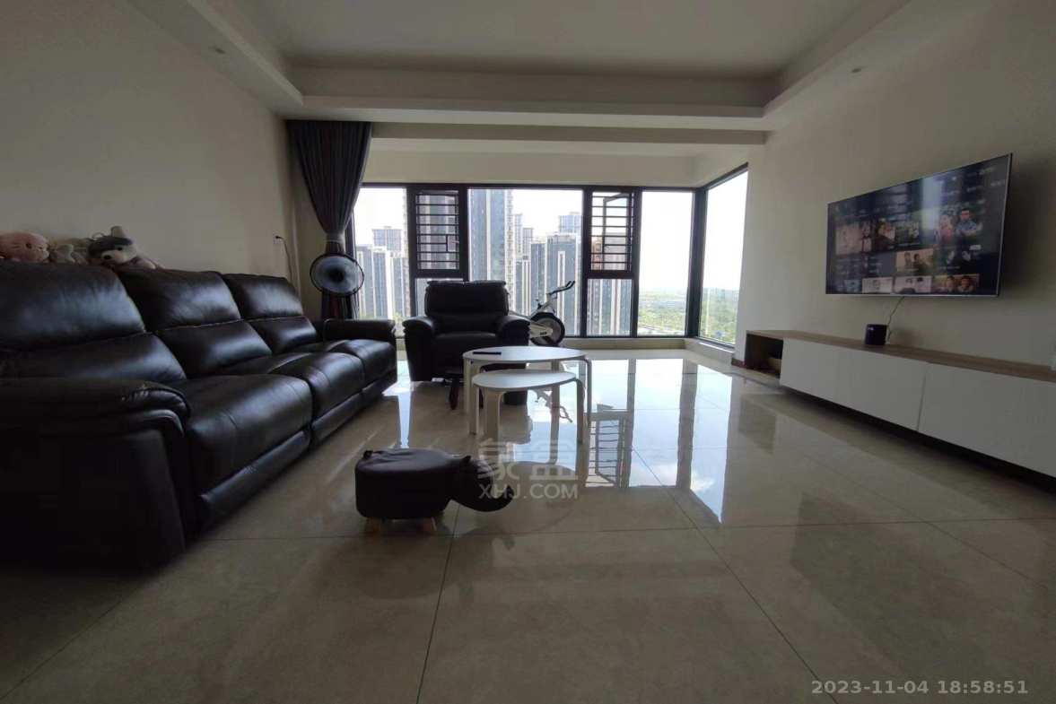 中建玥熙台  4室2厅2卫    2600.0元/月室内图