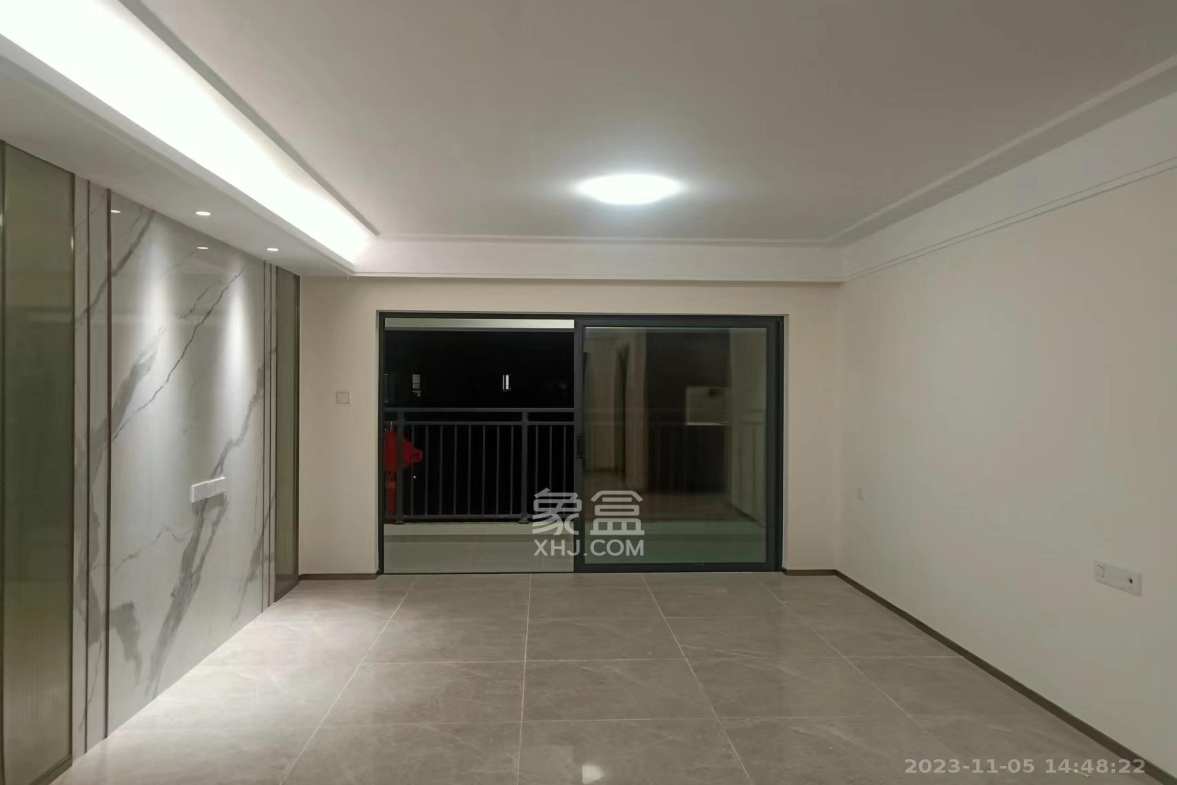 滨江府1913 4室2厅2卫 6500.0元/月 滨江府1913 4室2厅2卫 6500.0元/月室内图