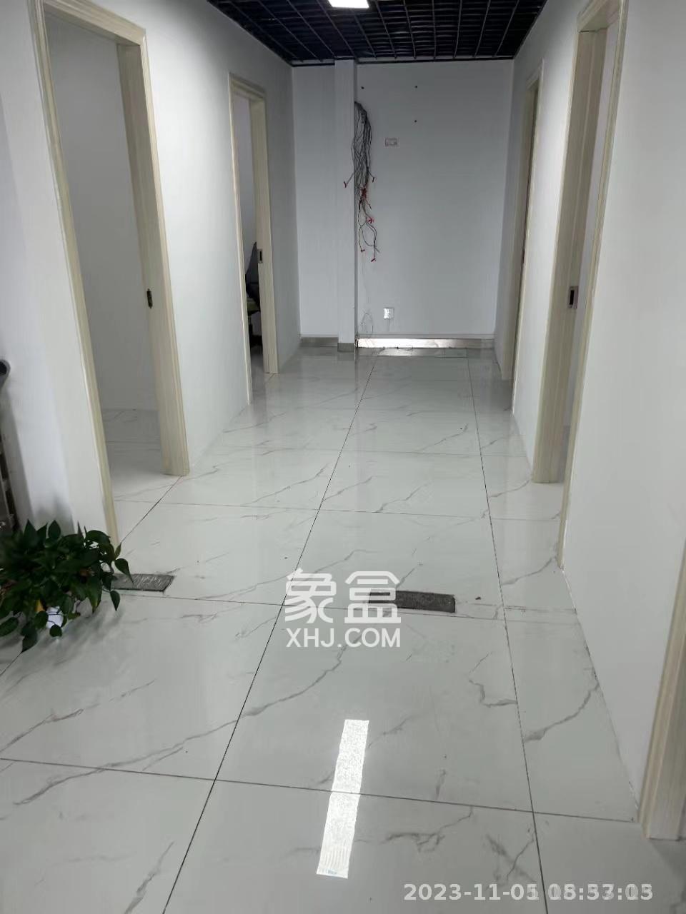 麓谷钰园（麓谷企业广场）   760.0㎡      31900.0元/月室内图