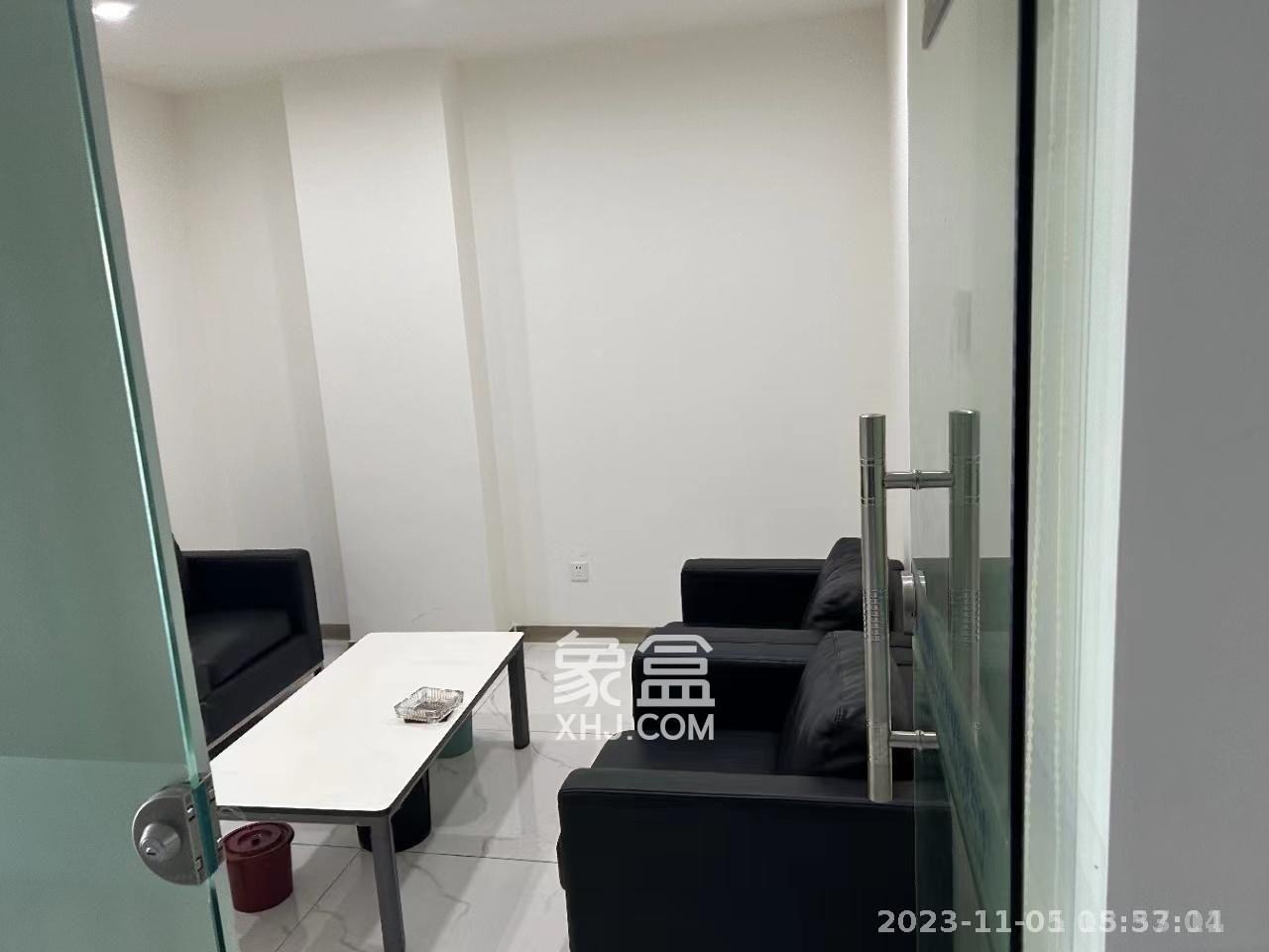 麓谷钰园（麓谷企业广场）   760.0㎡      31900.0元/月室内图