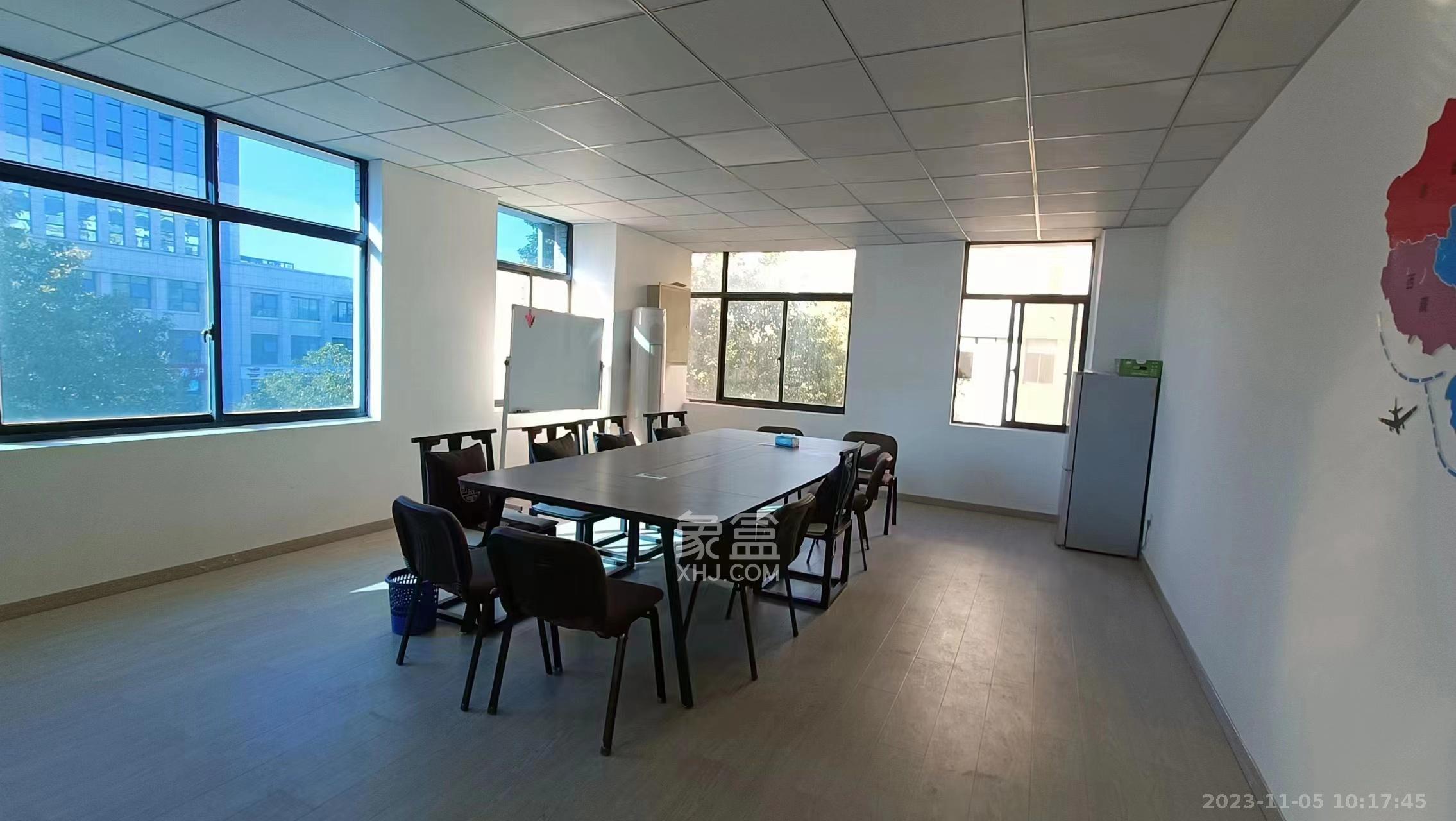 国际企业中心   345.34㎡      8800.0元/月室内图