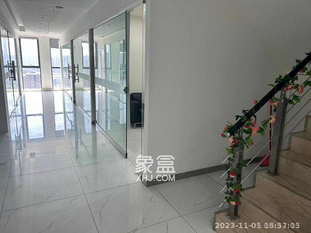 麓谷钰园（麓谷企业广场）   760.0㎡      31900.0元/月室内图