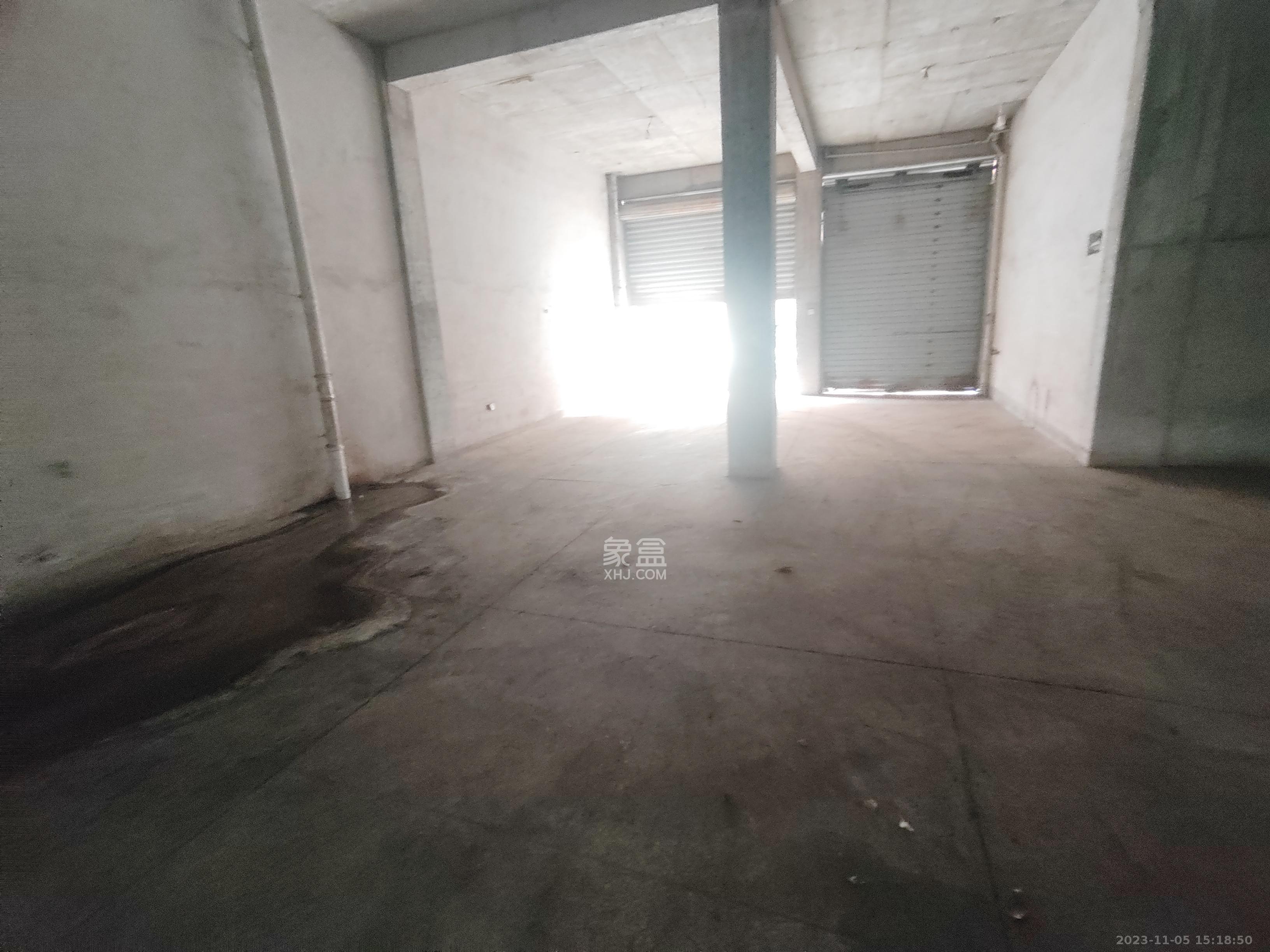 金鹰机电大市场   50.0㎡      1800.0元/月室内图