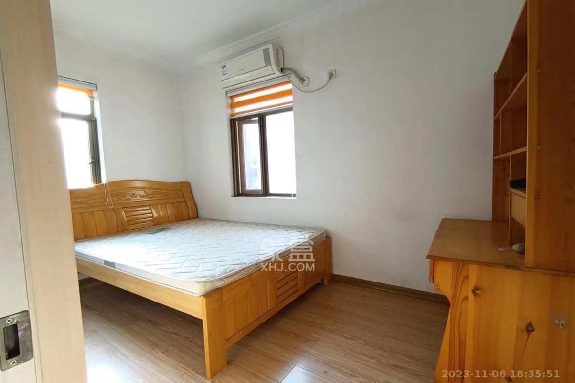 米兰春天  3室2厅1卫    2100.0元/月室内图