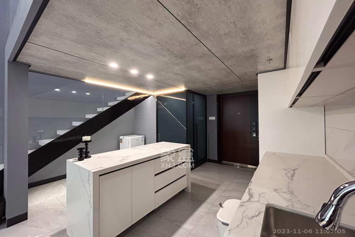 梅溪半岛  1室1厅1卫    4000.0元/月室内图