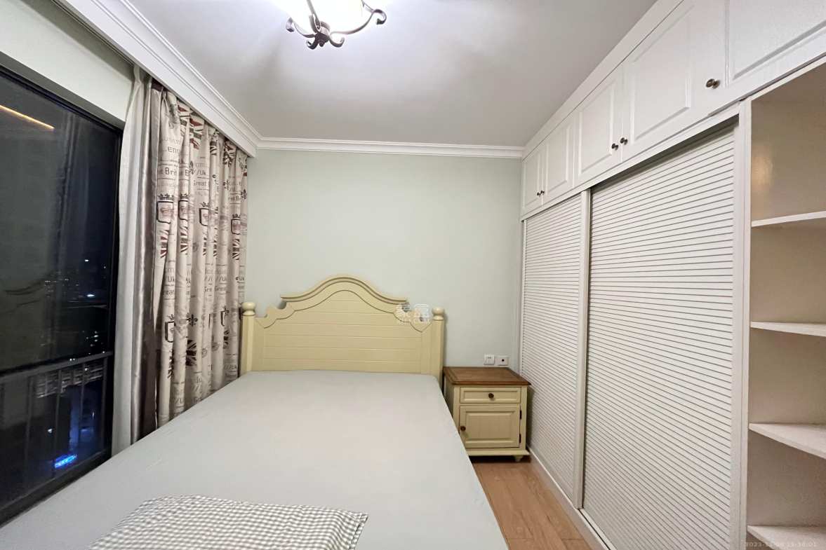 佳兆业时代广场  3室2厅1卫    3200.0元/月室内图