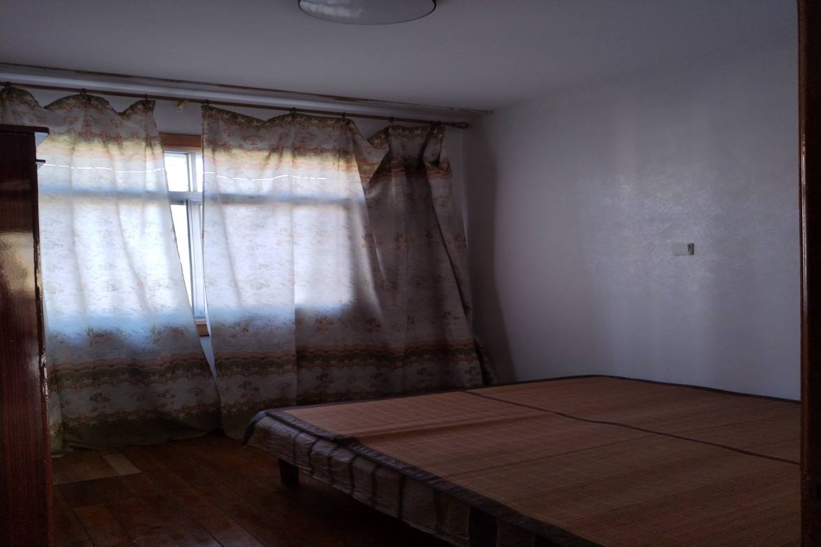 娄星区房改办(娄星征迁)家属楼 3室2厅1卫 1200.0元/月 娄星区房改办(娄星征迁)家属楼 3室2厅1卫 1200.0元/月室内图