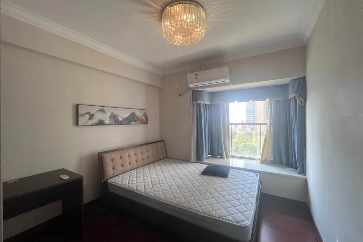 恒大绿洲  4室2厅2卫    2000.0元/月 恒大绿洲  4室2厅2卫    2000.0元/月室内图