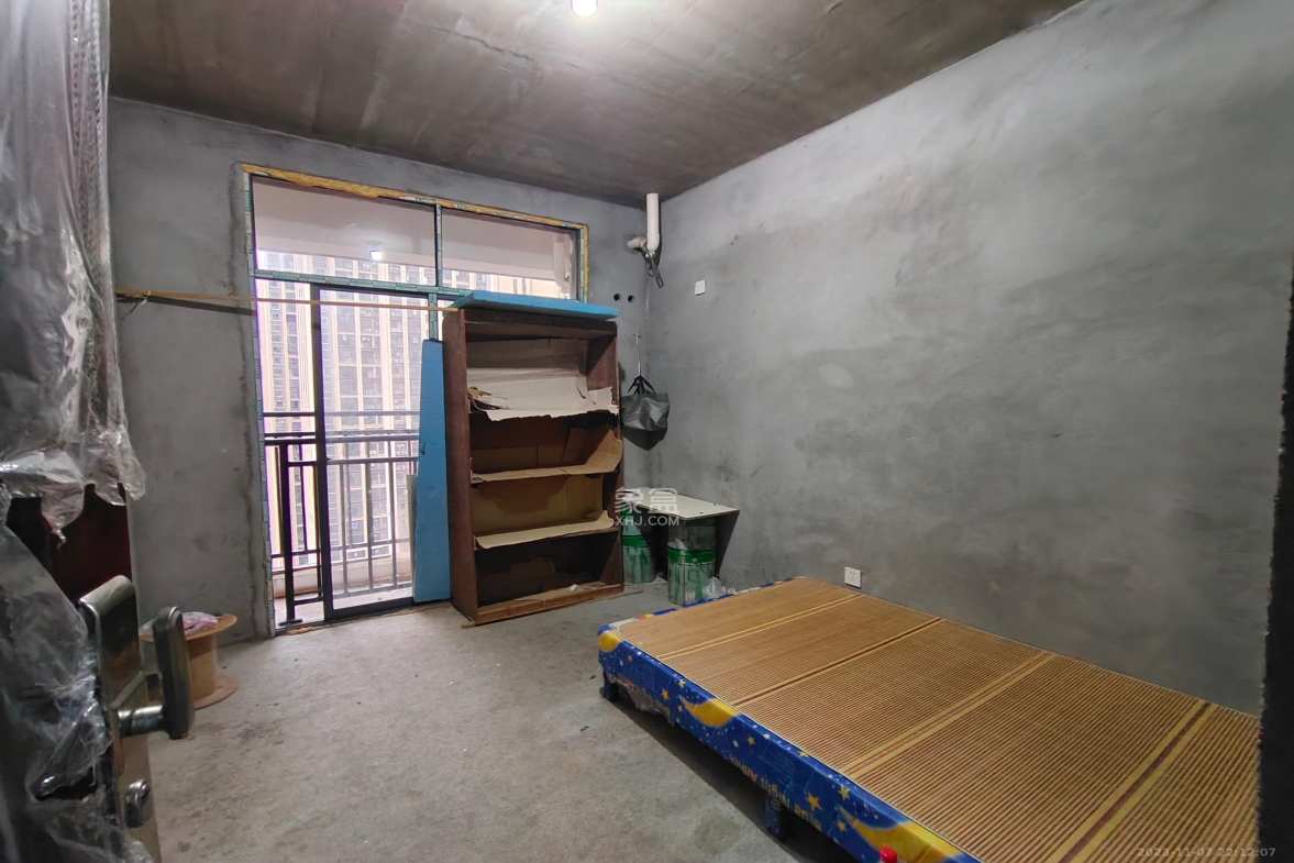 东方美地  3室2厅2卫    1200.0元/月室内图