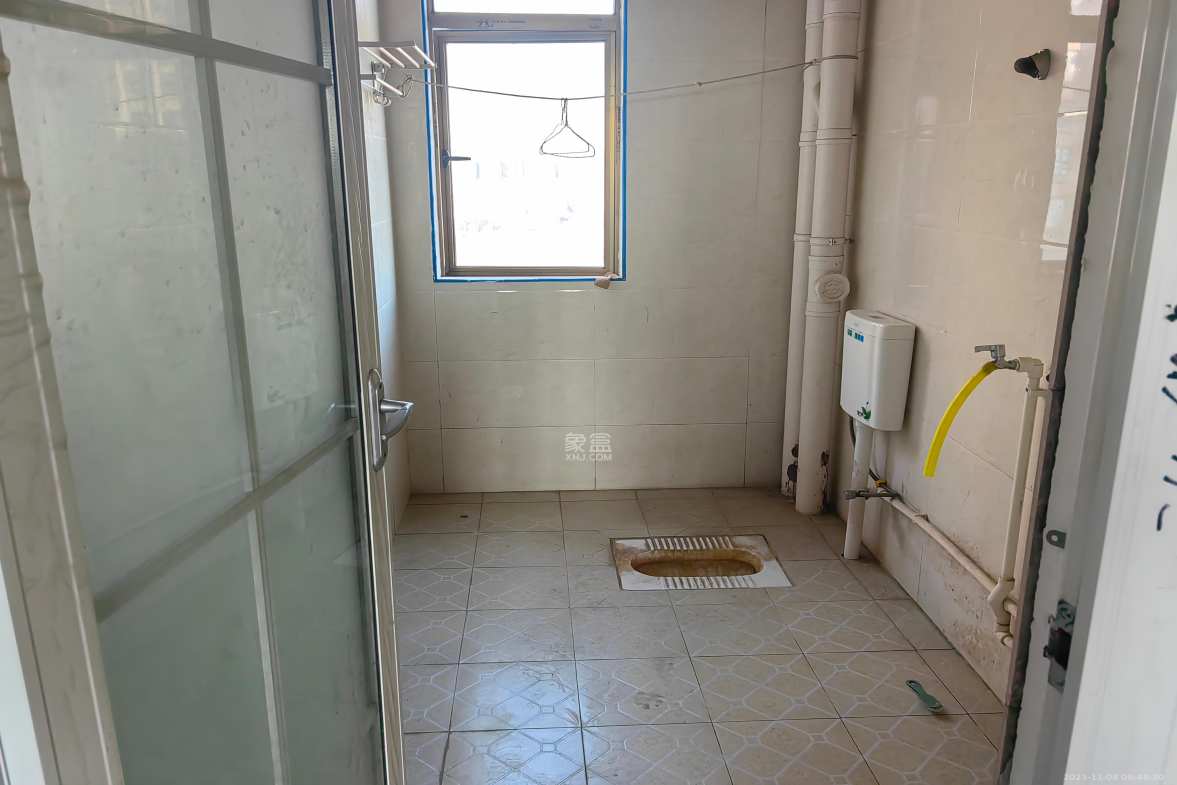 江山帝景雅典  3室2厅2卫    2000.0元/月 江山帝景雅典  3室2厅2卫    2000.0元/月室内图