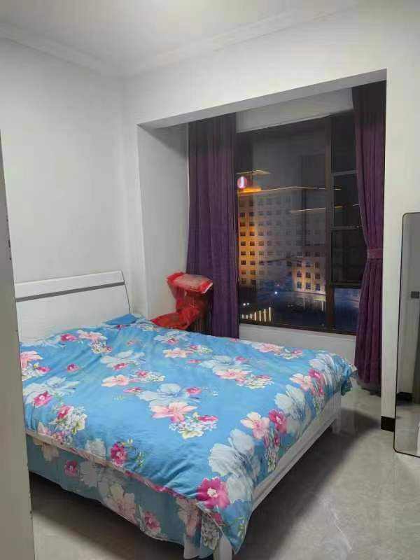 万象瑞城  2室1厅1卫    2300.0元/月室内图