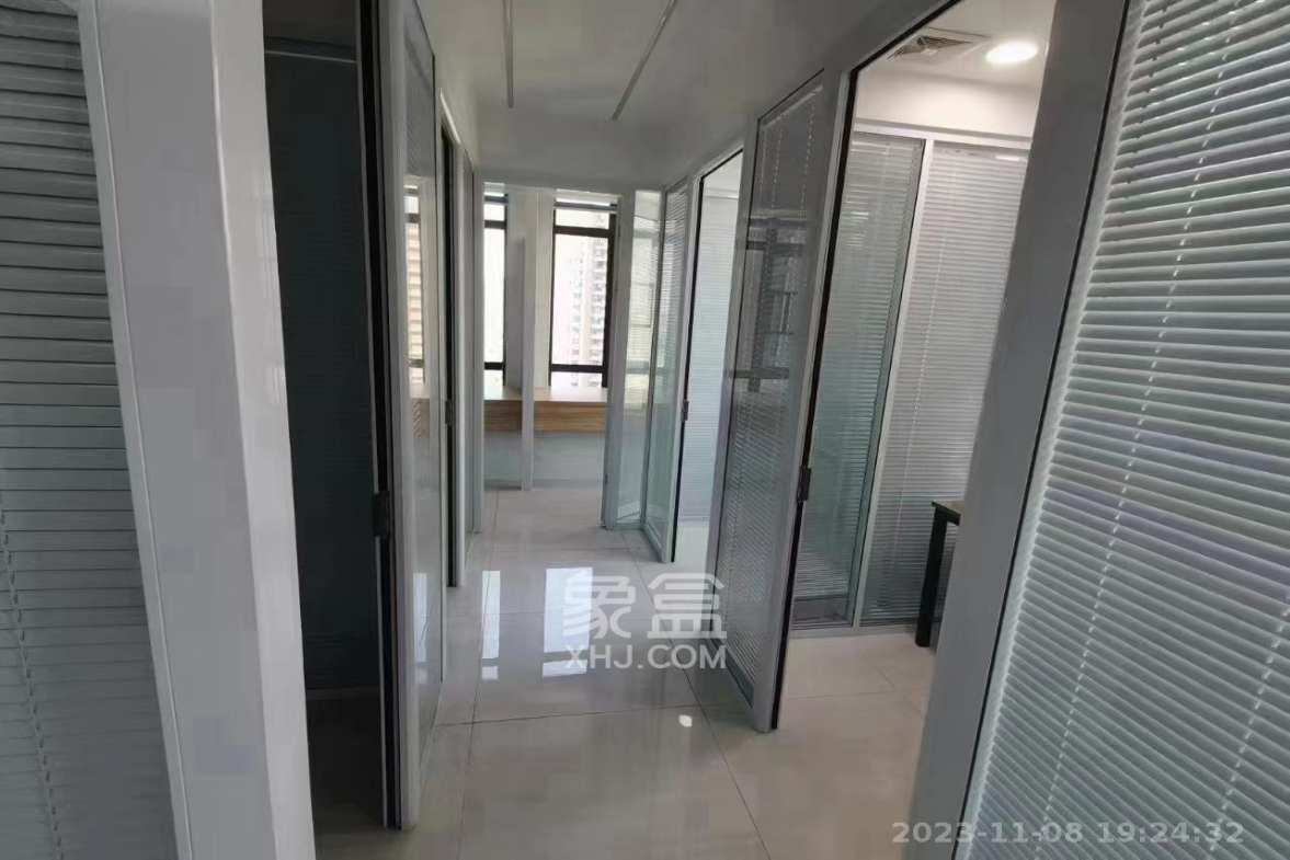 荣悦台  1室1厅1卫   3300.00元/月室内图