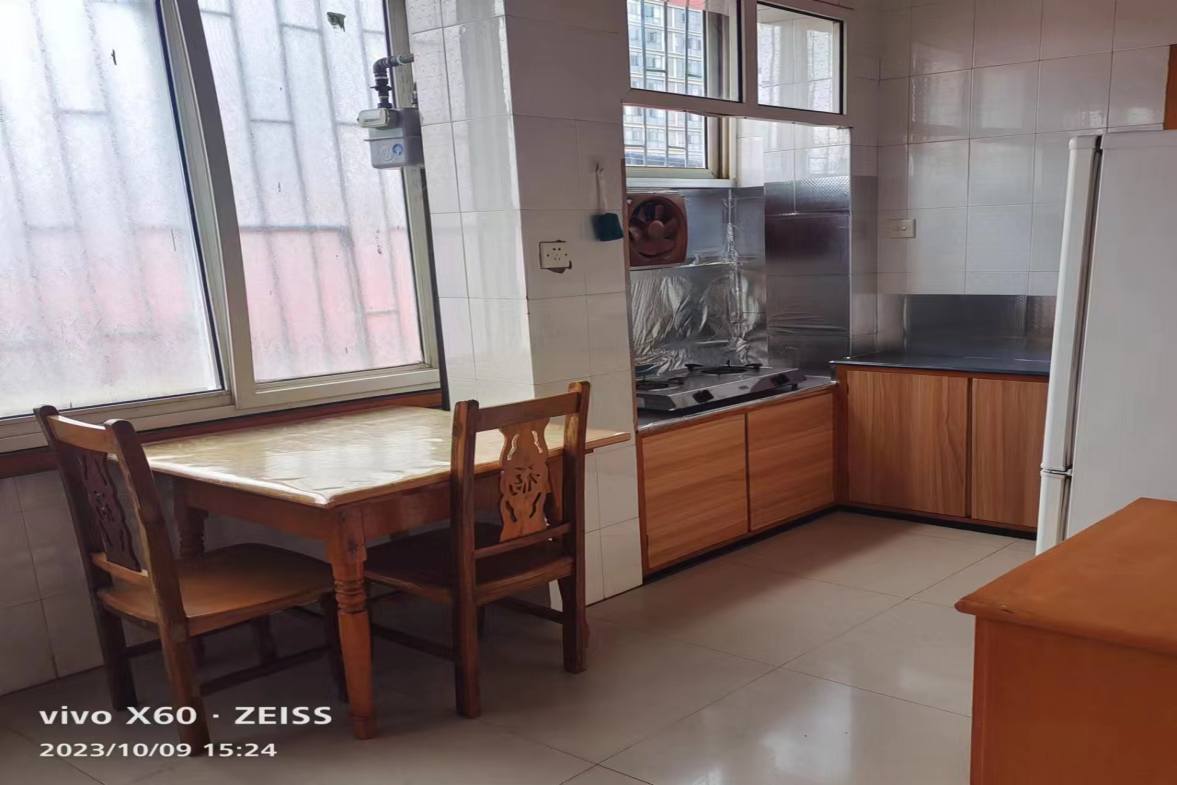 娄底宾馆家属楼 2室2厅1卫 800.0元/月 娄底宾馆家属楼 2室2厅1卫 800.0元/月室内图