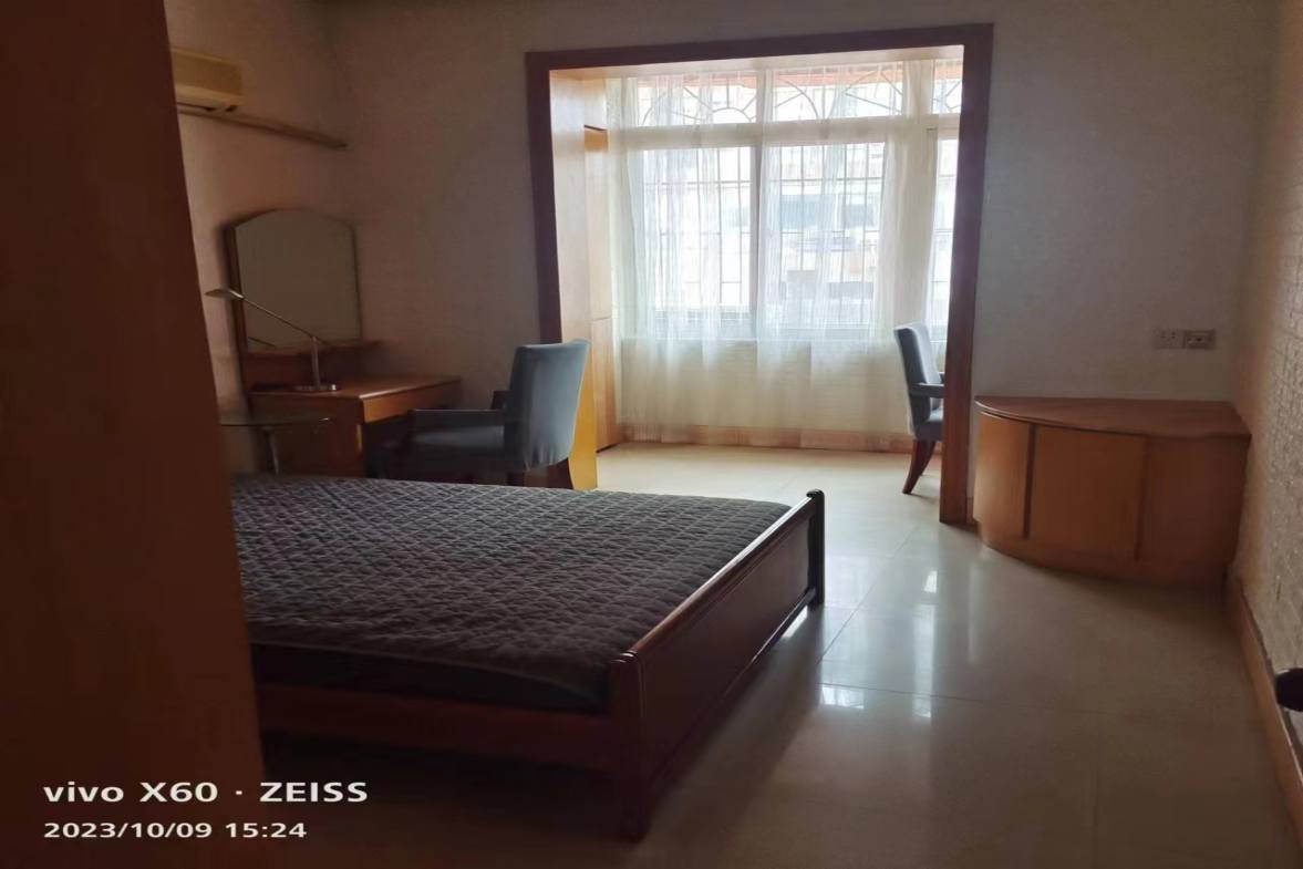 娄底宾馆家属楼 2室2厅1卫 800.0元/月 娄底宾馆家属楼 2室2厅1卫 800.0元/月室内图