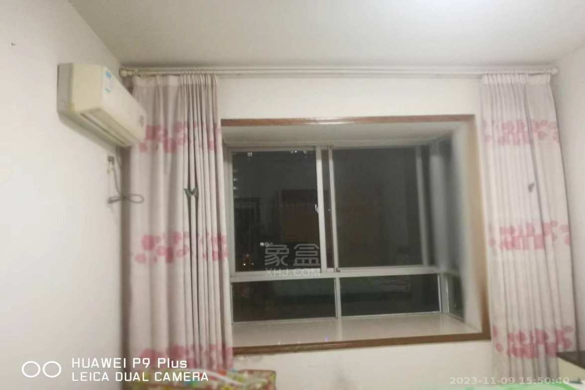 京鹰华府 2室1厅1卫 1300.0元/月 京鹰华府 2室1厅1卫 1300.0元/月室内图