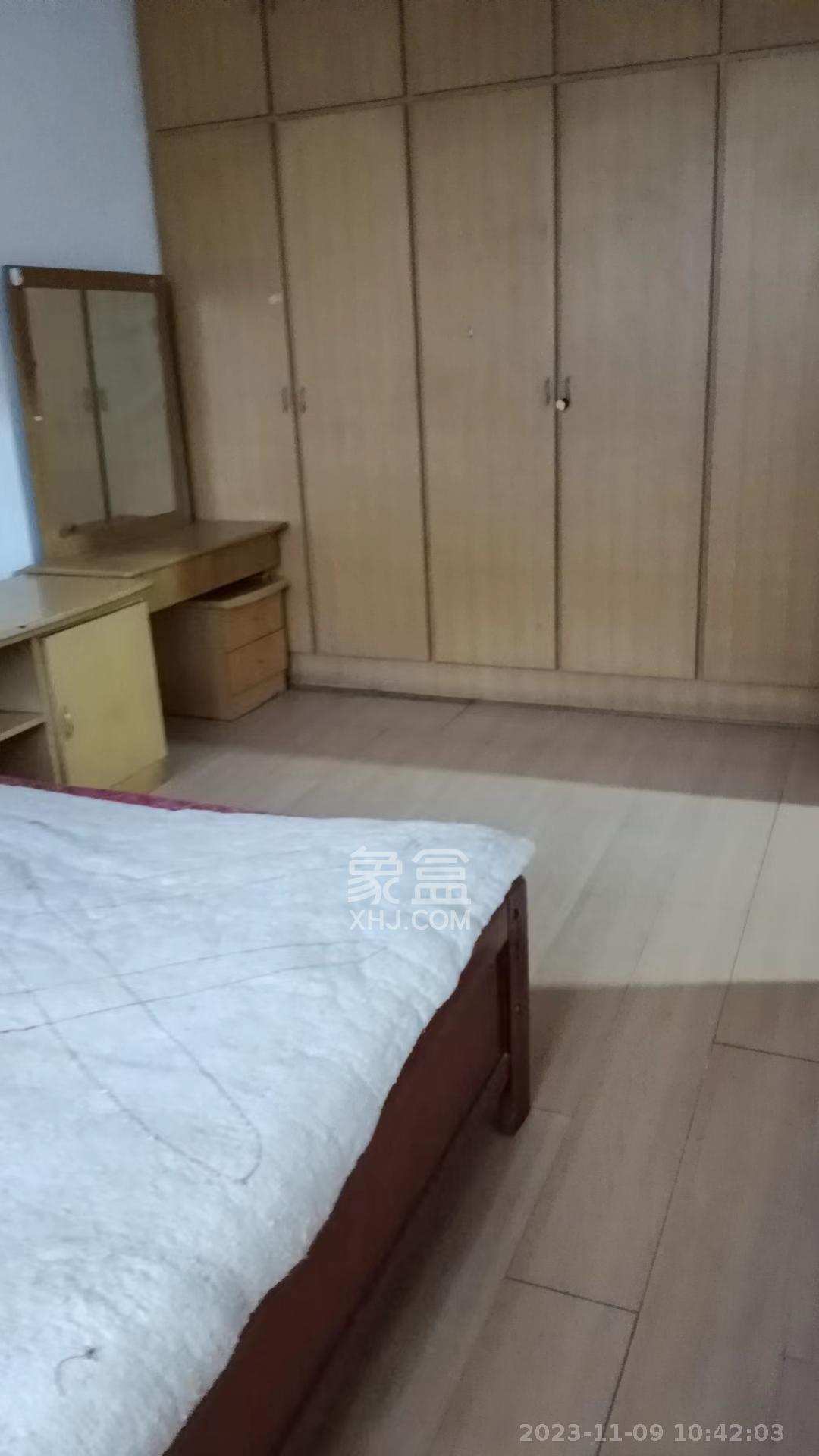 星沙五区  2室2厅2卫   1300.00元/月室内图