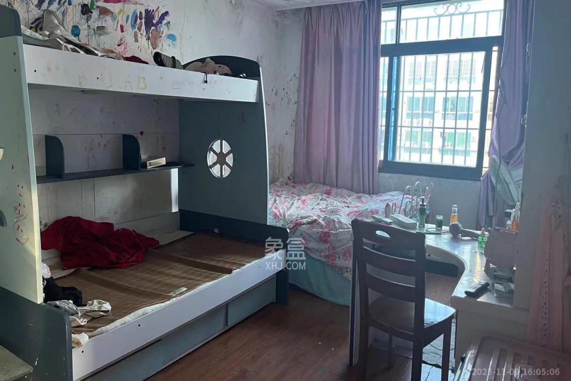 星沙六区 3室2厅1卫 1300.0元/月 星沙六区 3室2厅1卫 1300.0元/月室内图