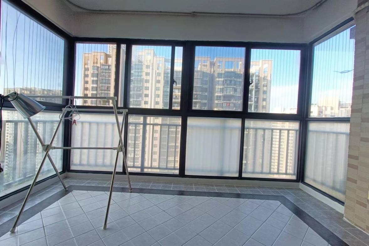 环强御景湾  3室2厅2卫   4000.00元/月室内图