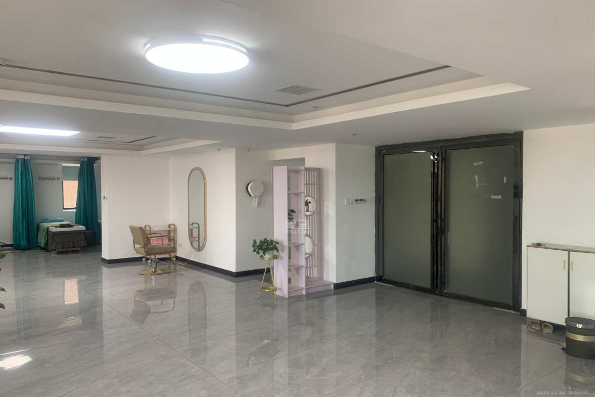 未来漫城  2室2厅1卫    5000.0元/月 未来漫城  2室2厅1卫    5000.0元/月室内图