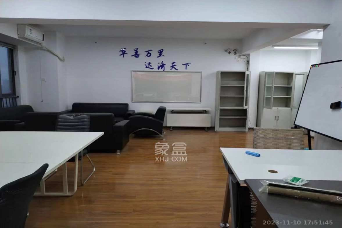 万博汇  1室1厅1卫    1000.0元/月室内图