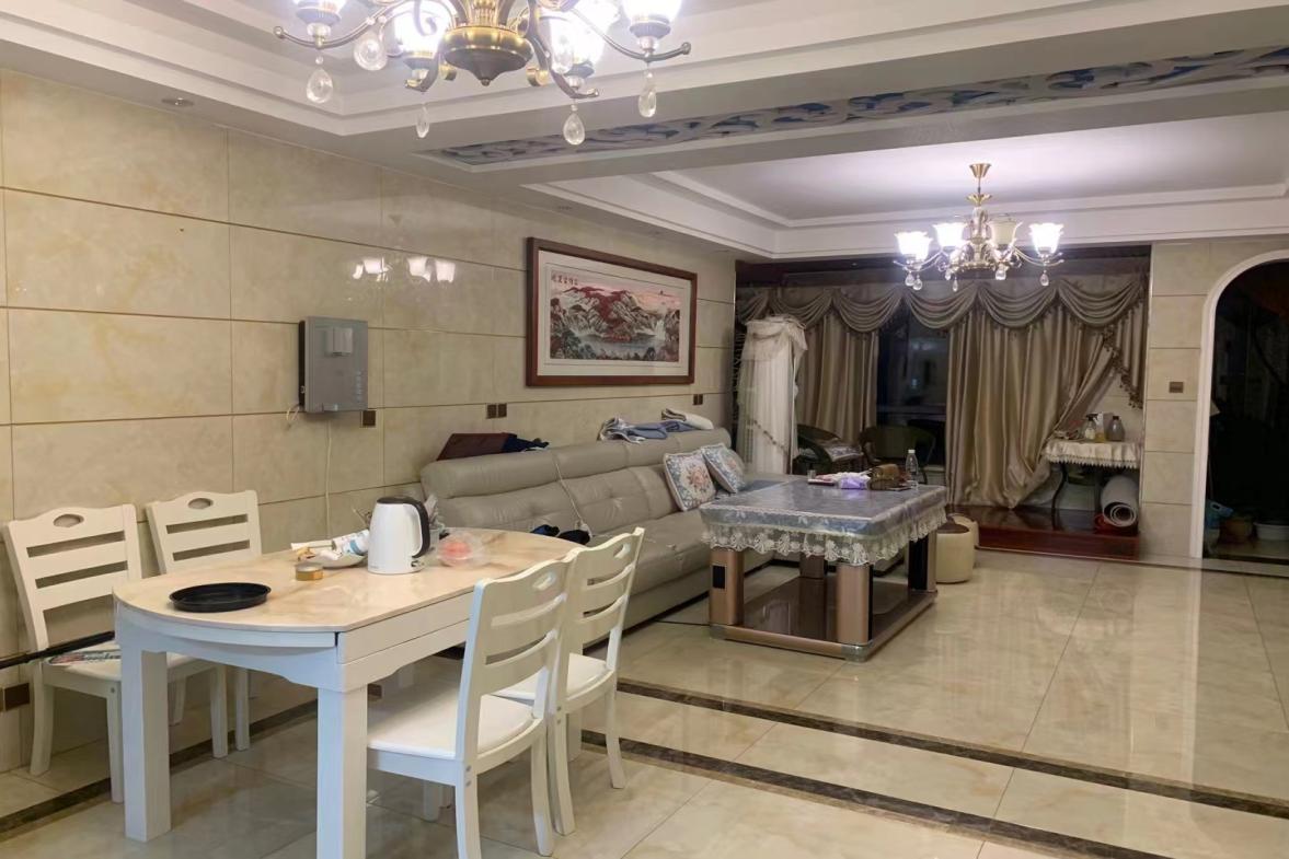 金益紫檀 3室2厅2卫 2300.0元/月 金益紫檀 3室2厅2卫 2300.0元/月室内图