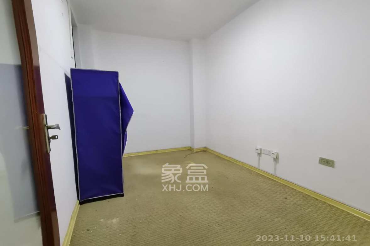 中隆国际御玺 5室2厅1卫 4000.0元/月 中隆国际御玺 5室2厅1卫 4000.0元/月室内图