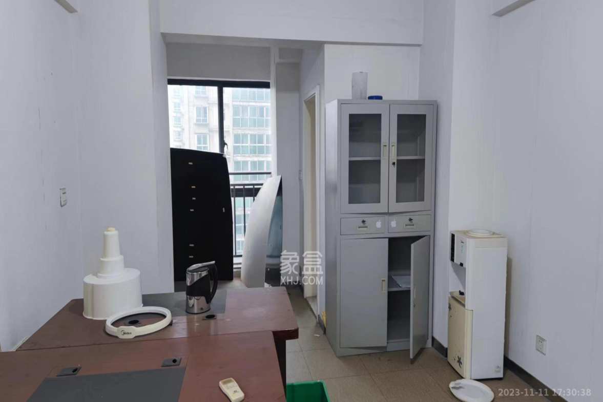 建安像素汇  1室1厅1卫    1350.0元/月室内图