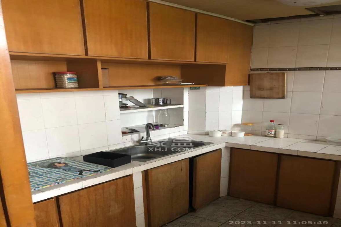 红旗区四片  2室2厅1卫   1800.00元/月室内图