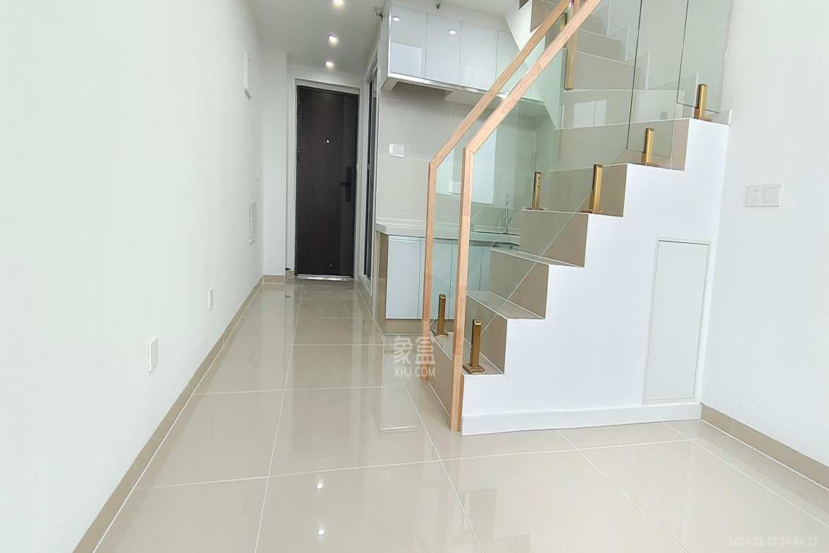 太阳城  1室1厅1卫    1800.0元/月室内图