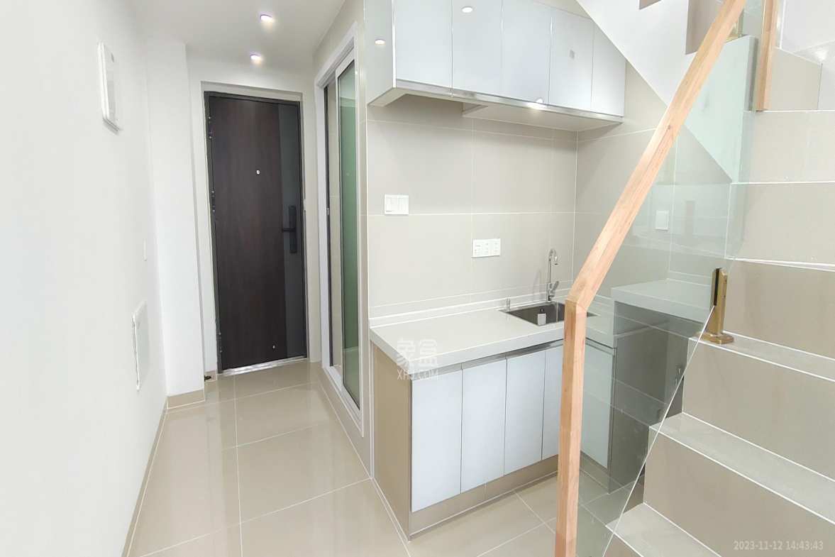 太阳城  1室1厅1卫    1800.0元/月室内图