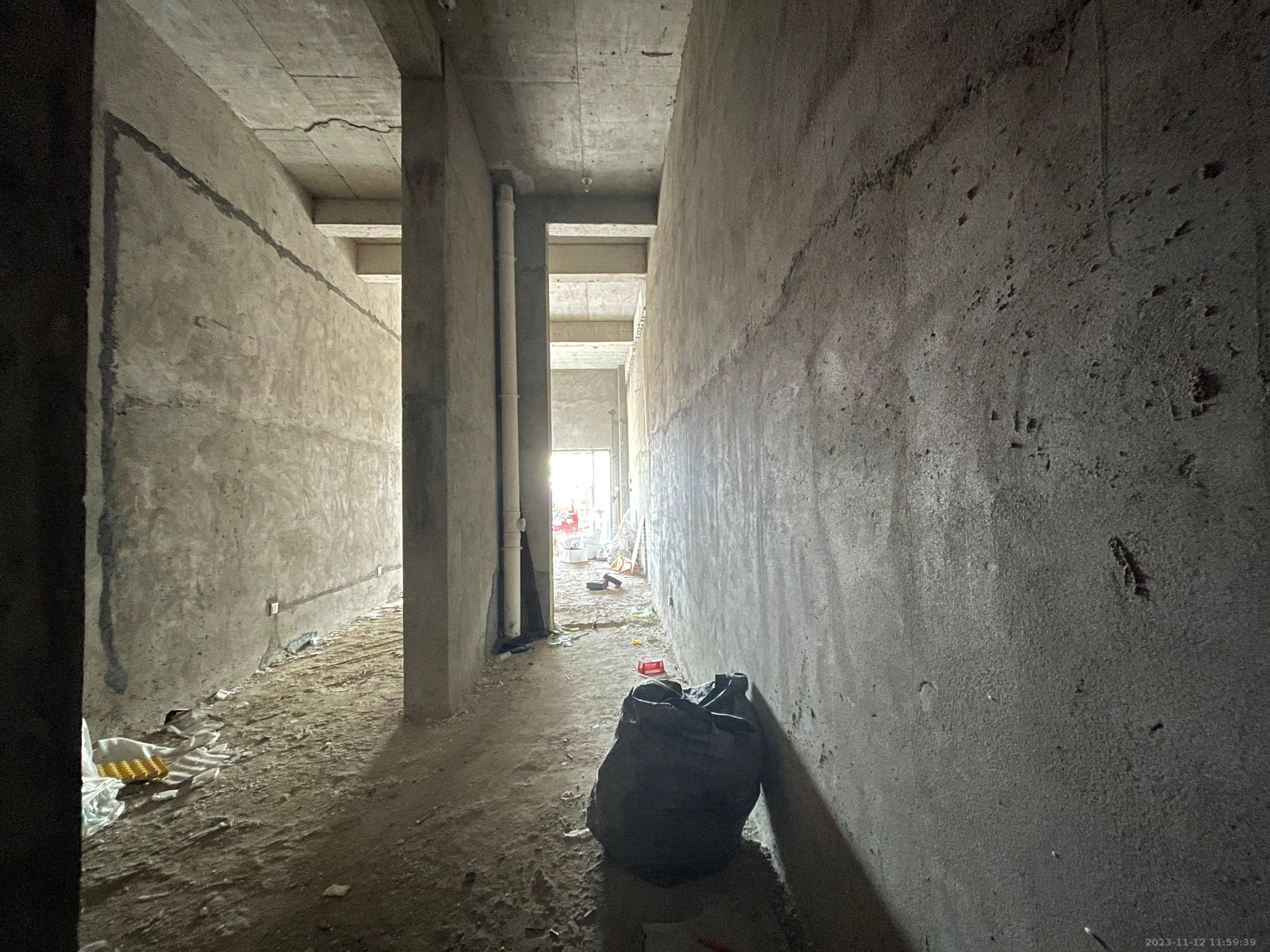 恒大名都   55.0㎡      900.0元/月室内图