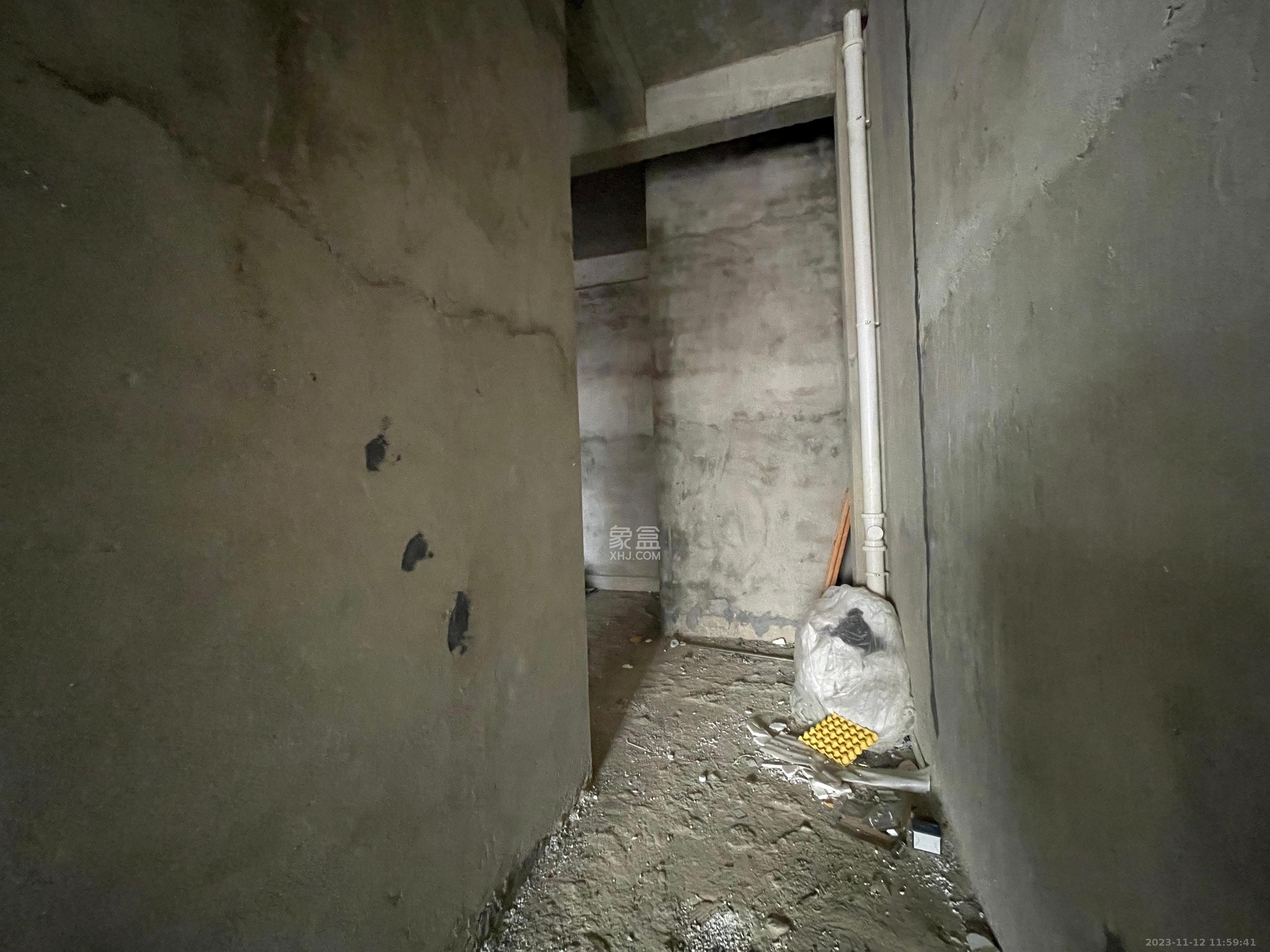 恒大名都   55.0㎡      900.0元/月室内图